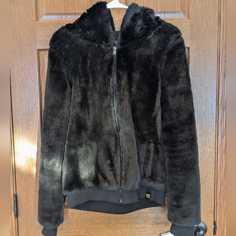 Victoria's Secret PINK Limited Edition Runway Faux Fur Jacket Medium